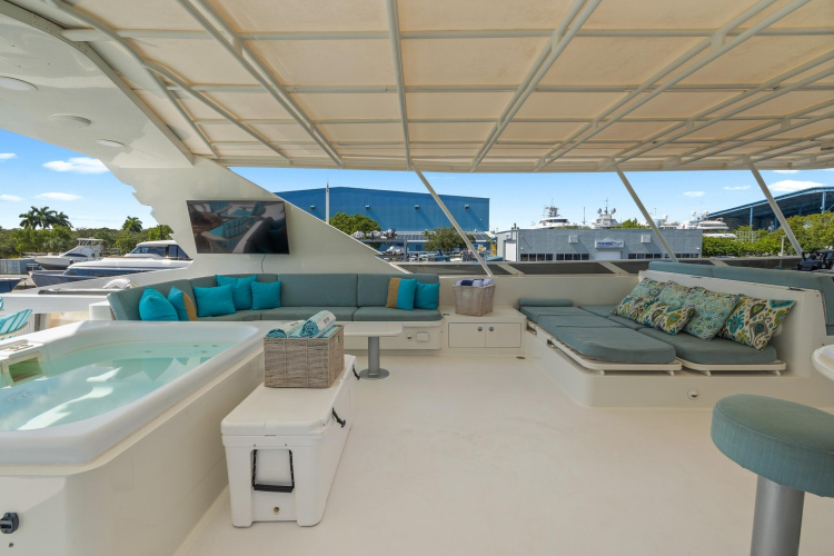 Dirt Poor Yacht Photos Pics 