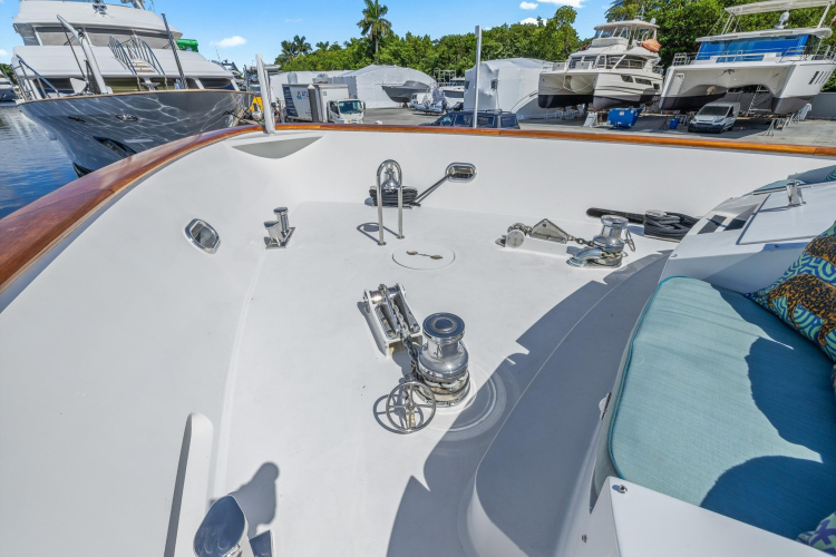 Dirt Poor Yacht Photos Pics 