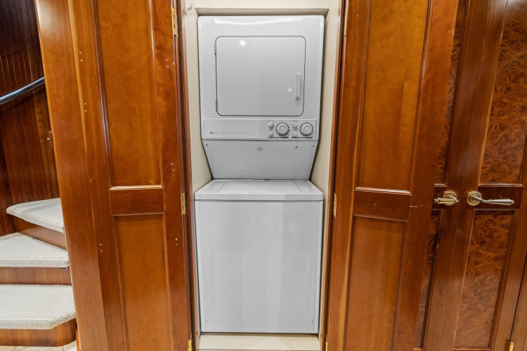 Dirt Poor Yacht Photos Pics 