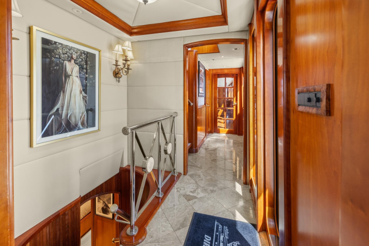 Dirt Poor Yacht Photos Pics 