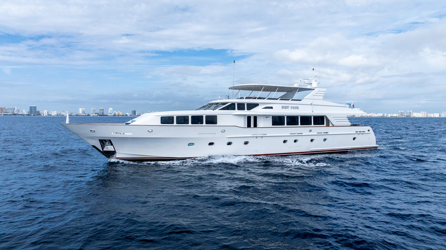 Dirt Poor Yacht Photos Pics 