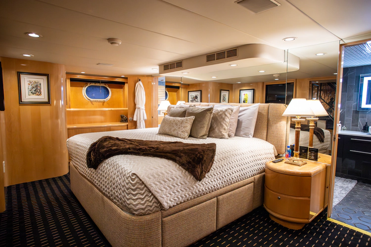 Memory Maker Yacht Photos Pics 