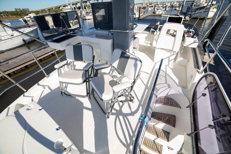 Rumble Bee Yacht Photos Pics 