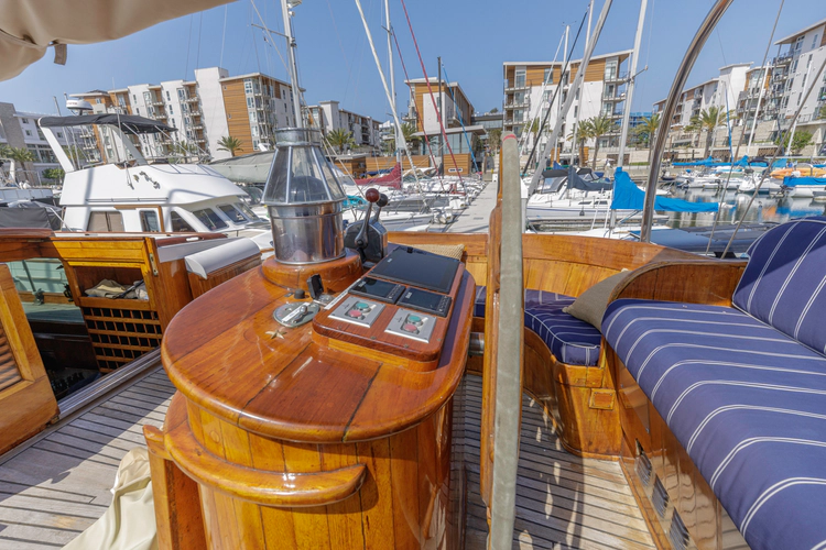 Tatoosh Yacht Photos Pics 
