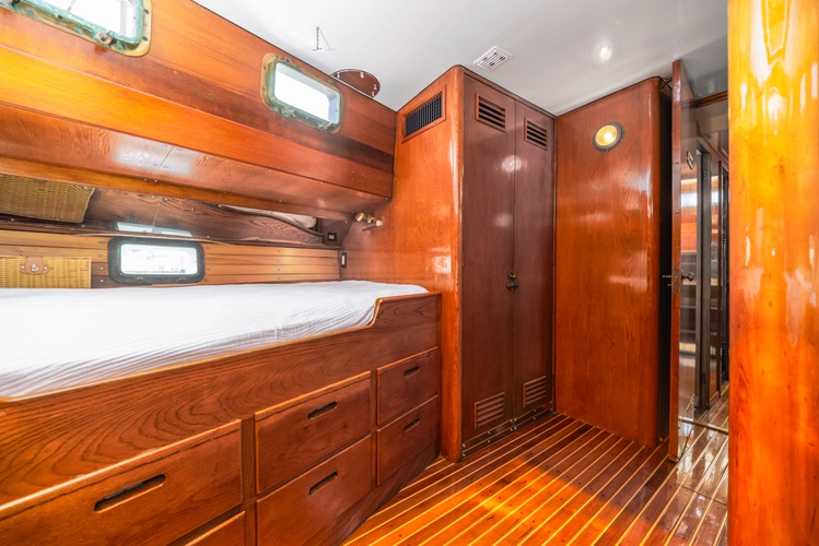 Tatoosh Yacht Photos Pics 