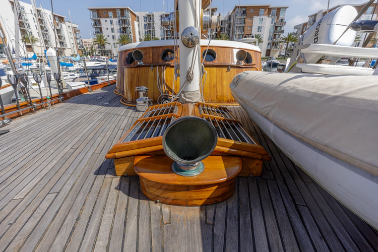 Tatoosh Yacht Photos Pics 