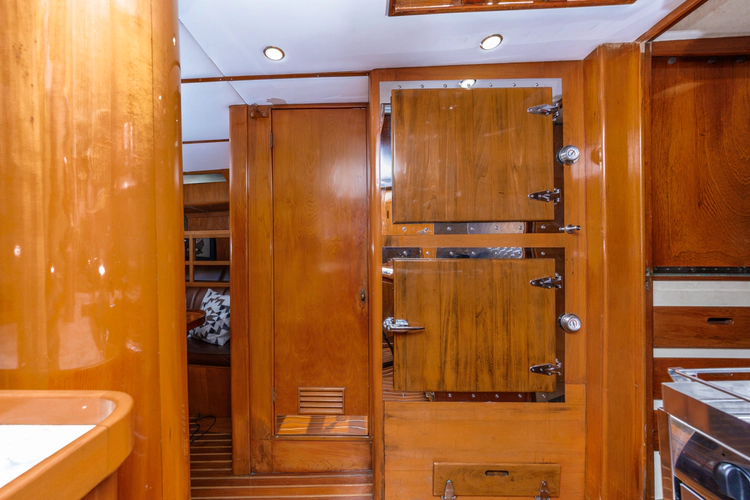 Tatoosh Yacht Photos Pics 