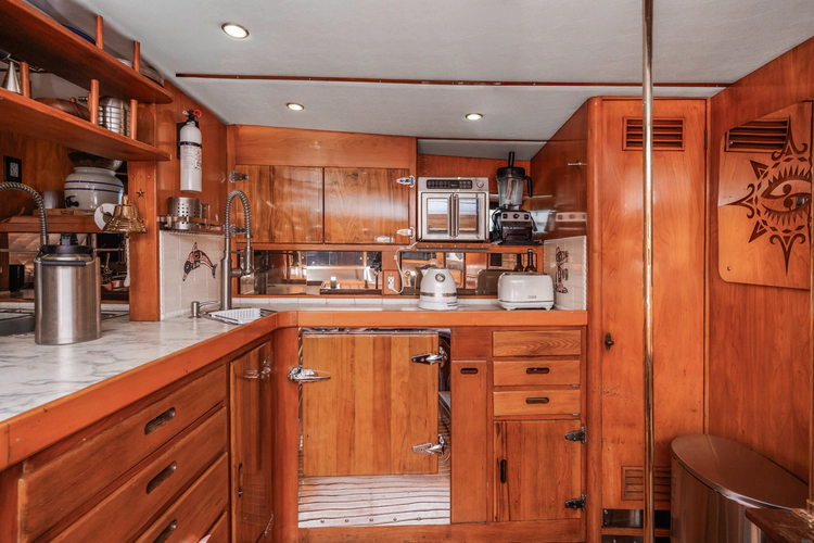 Tatoosh Yacht Photos Pics 