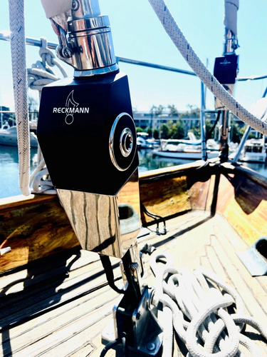 Tatoosh Yacht Photos Pics 
