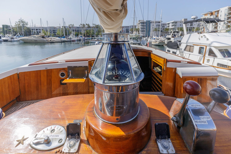 Tatoosh Yacht Photos Pics 
