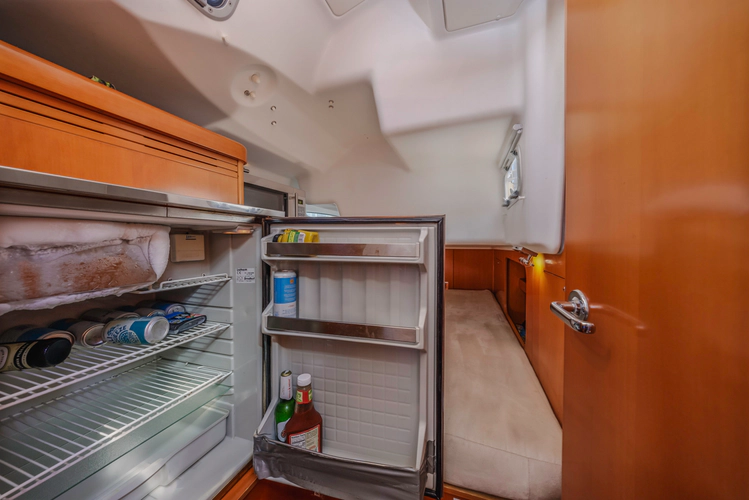 Sabbatical Yacht Photos Pics 