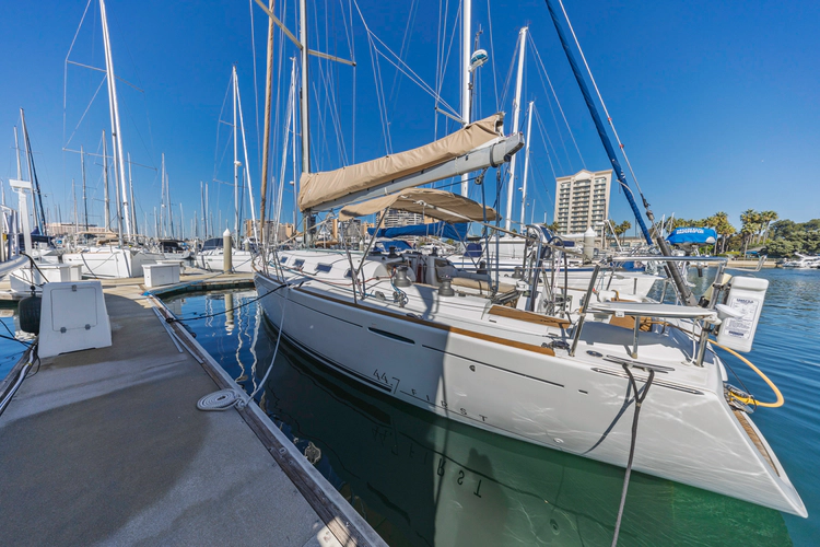 Sabbatical Yacht Photos Pics 