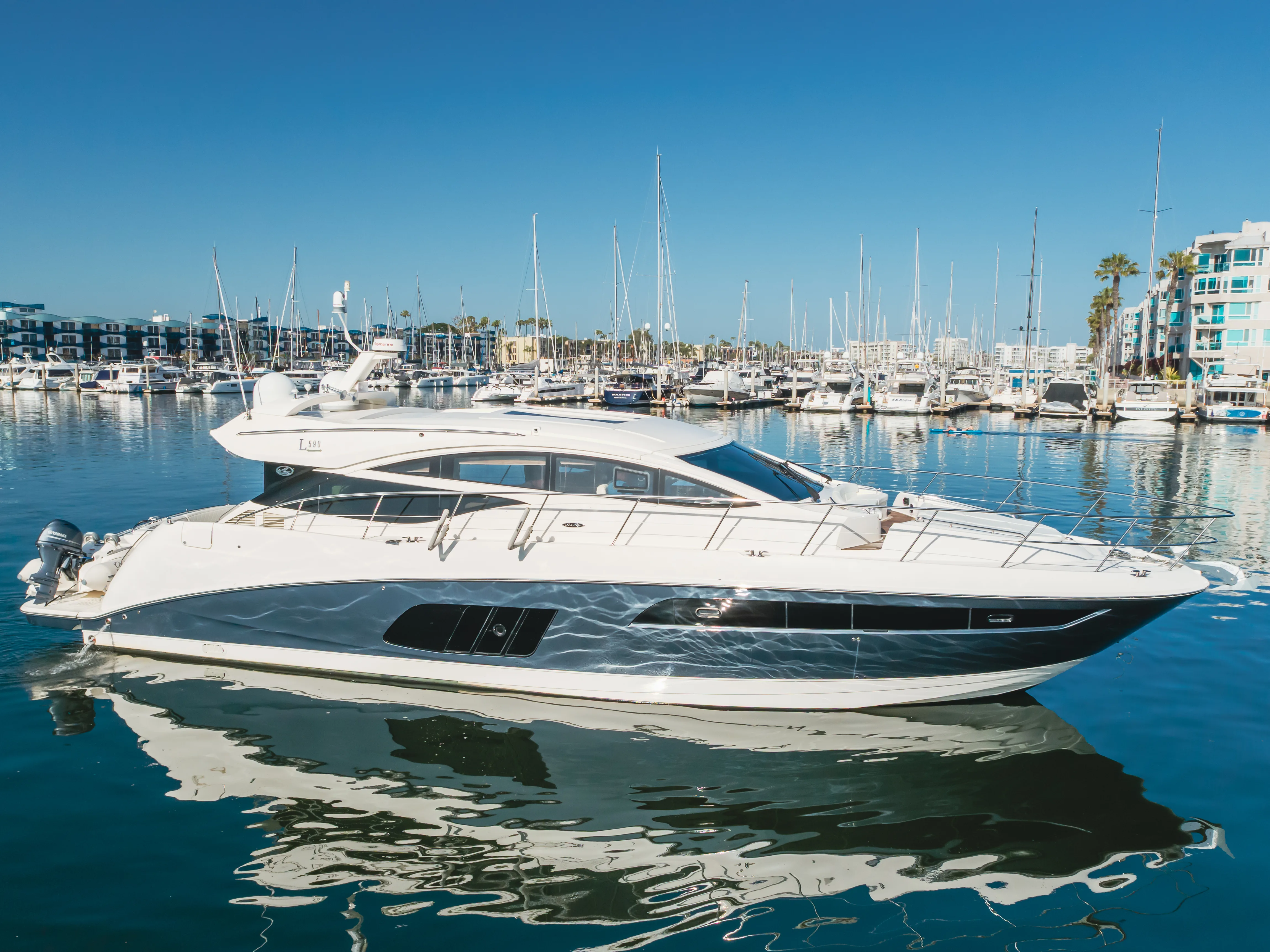 59' Sea Ray 2016