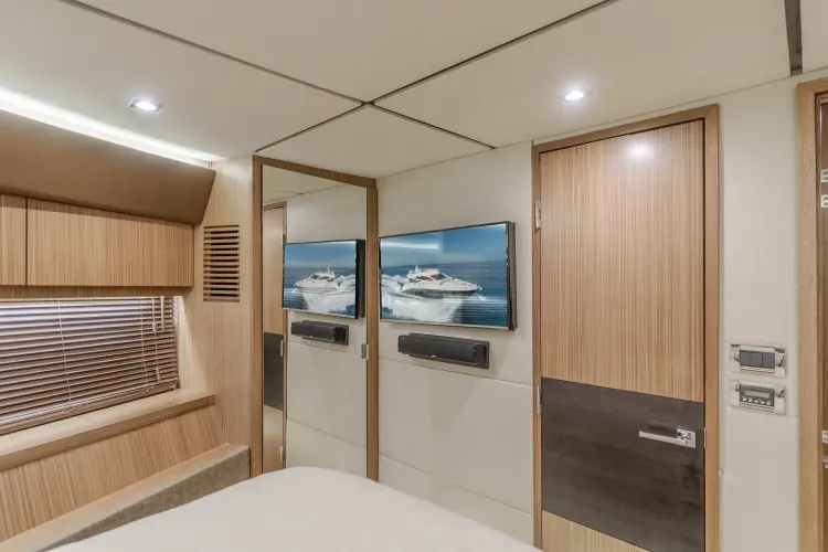 No Regrets Yacht Photos Pics 