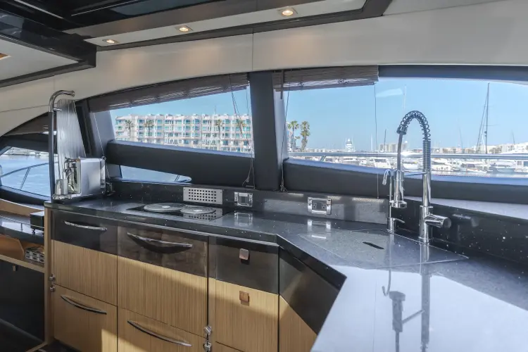 No Regrets Yacht Photos Pics 