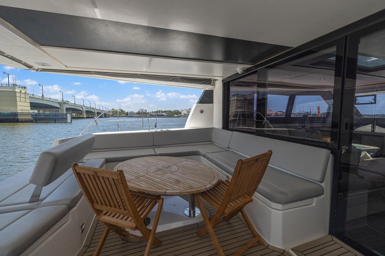 One Love Yacht Photos Pics 