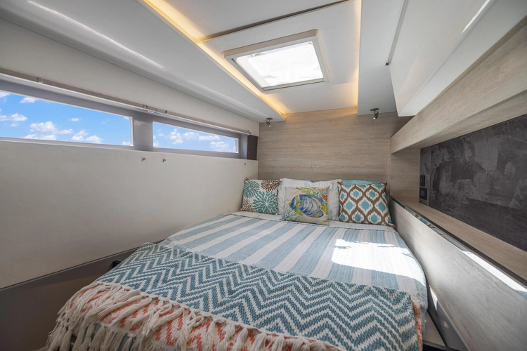 One Love Yacht Photos Pics 