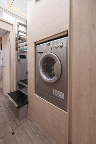 One Love Yacht Photos Pics 