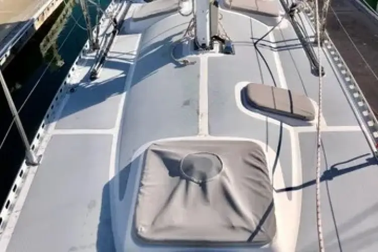 Red Cloud Yacht Photos Pics 