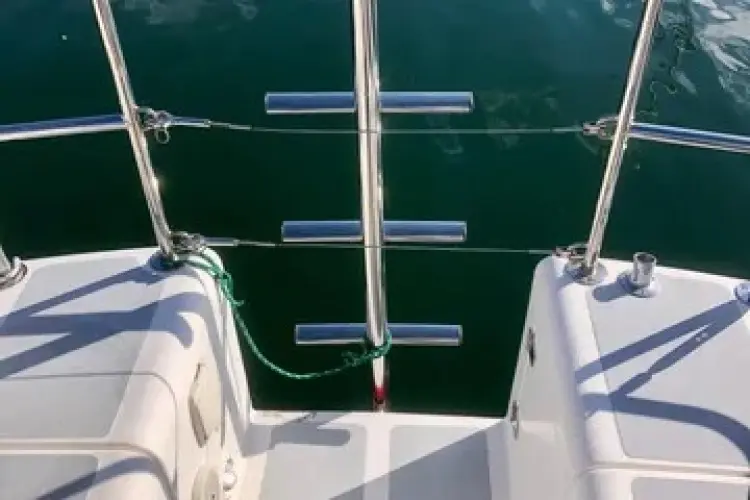 Red Cloud Yacht Photos Pics 