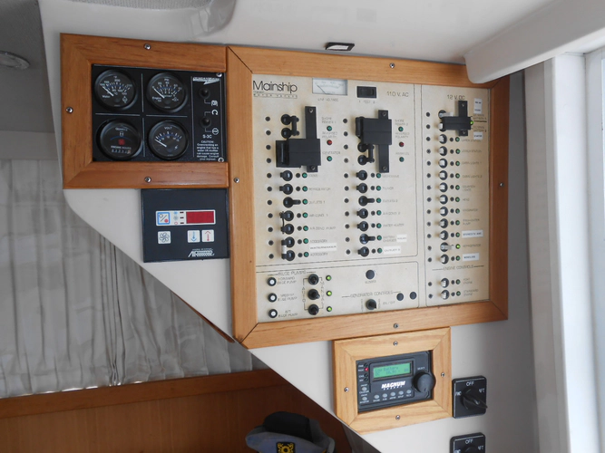 Cest Bon Yacht Photos Pics 