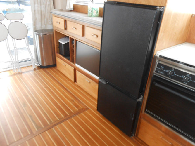 Cest Bon Yacht Photos Pics 