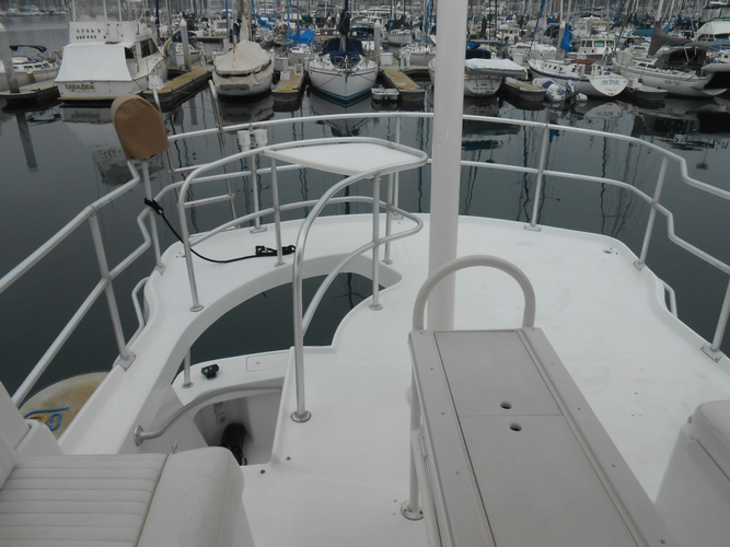 Cest Bon Yacht Photos Pics 