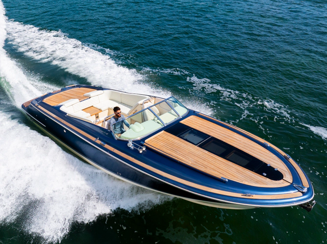 34' Chris-Craft 2020