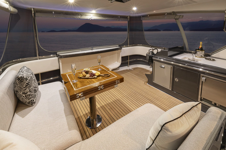 68 Smy Series II Yacht Photos Pics 