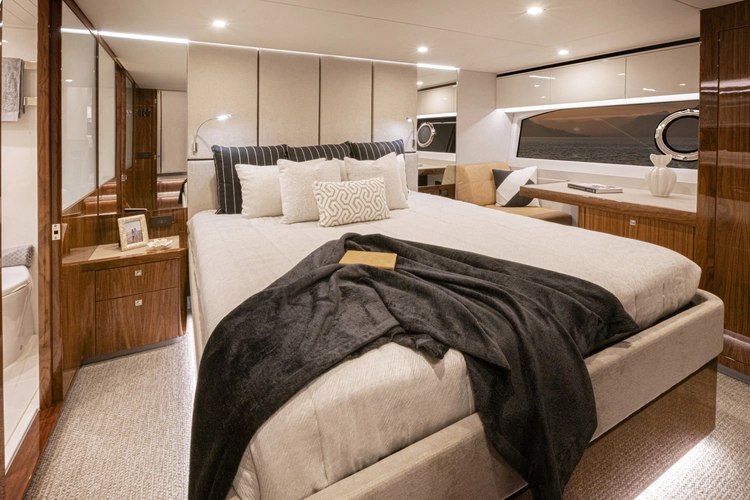 68 Smy Series II Yacht Photos Pics 