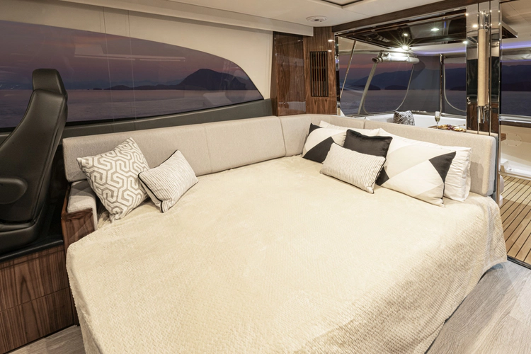 68 Smy Series II Yacht Photos Pics 