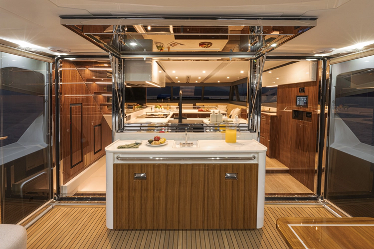 68 Smy Series II Yacht Photos Pics 