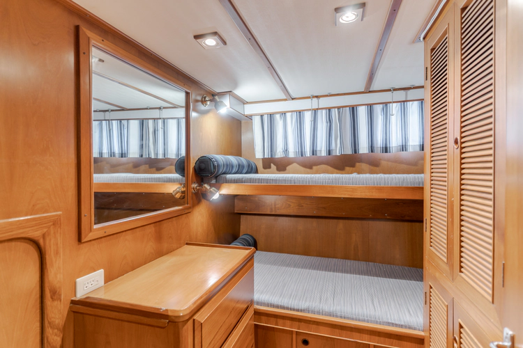 Magoo Yacht Photos Pics 