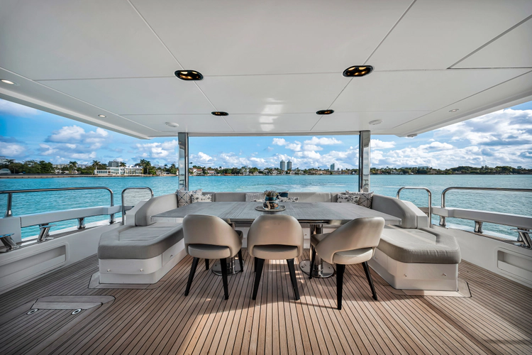 Cloud 9 Yacht Photos Pics 