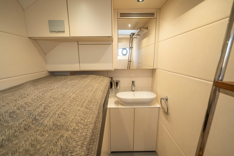 Lorena Yacht Photos Pics 