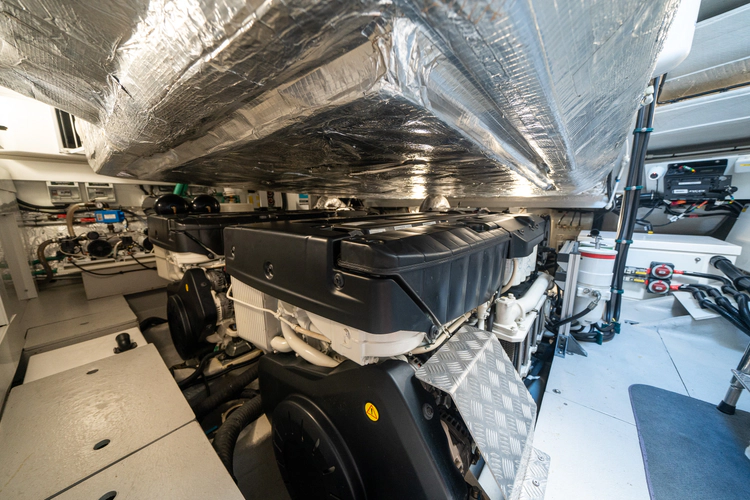 Lorena Yacht Photos Pics 