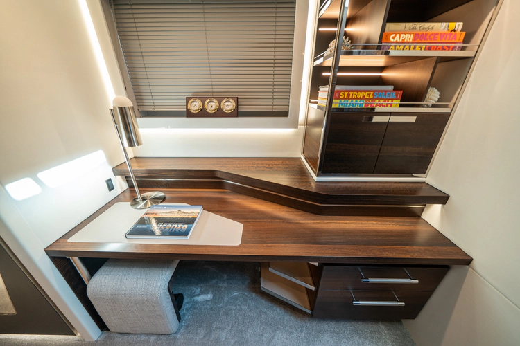 Lorena Yacht Photos Pics 