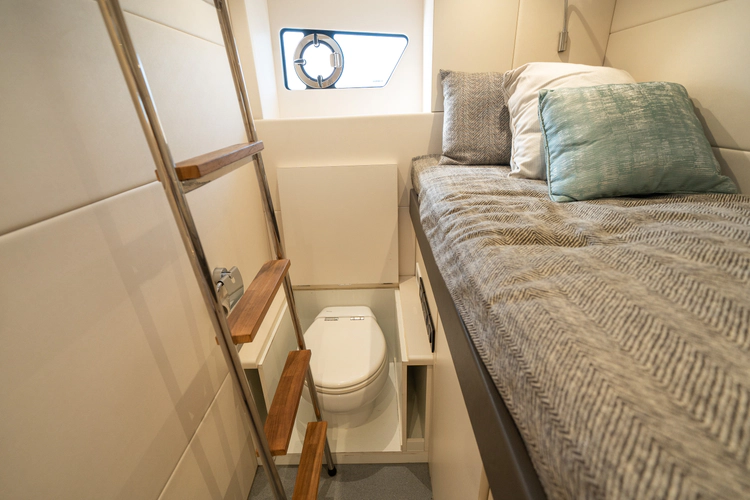 Lorena Yacht Photos Pics 