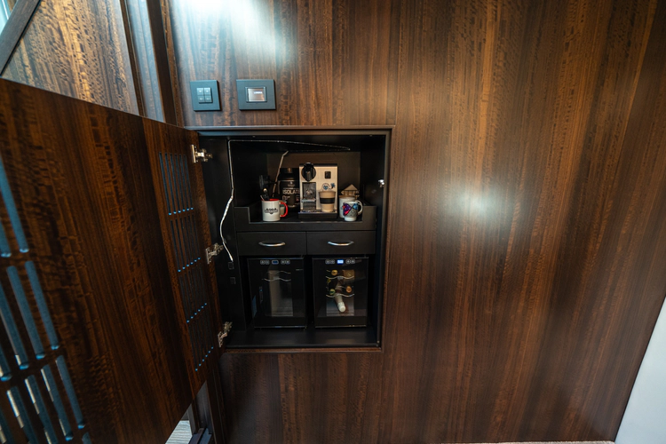 Lorena Yacht Photos Pics 