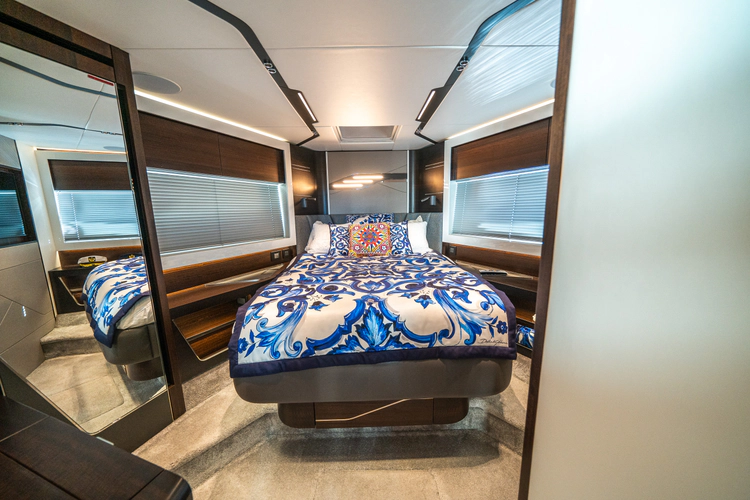 Lorena Yacht Photos Pics 