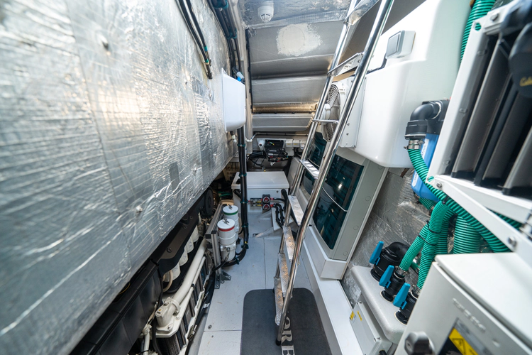 Lorena Yacht Photos Pics 