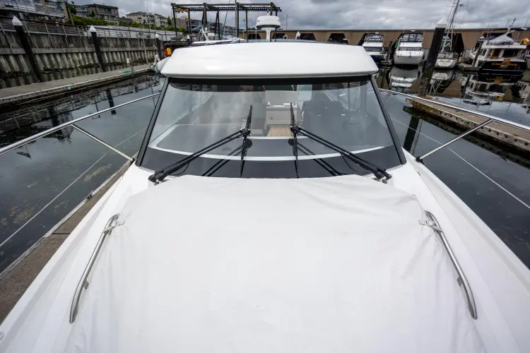 Myrt Yacht Photos Pics 