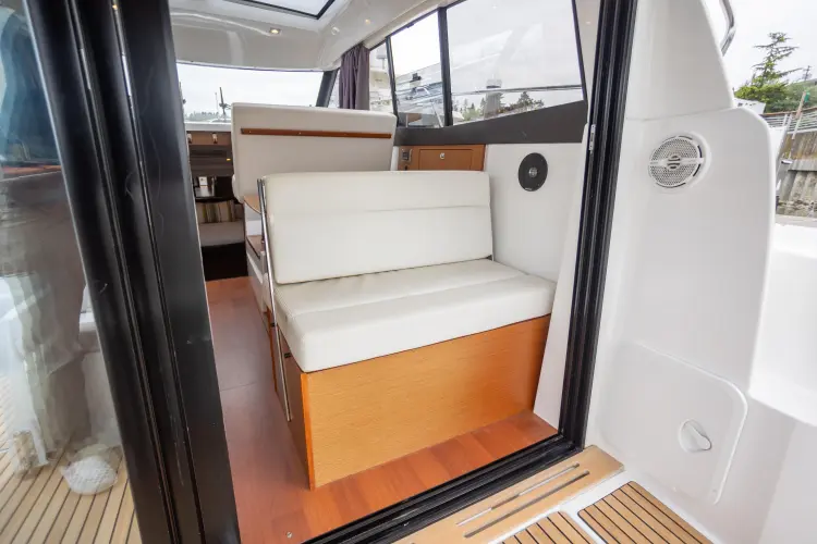 Myrt Yacht Photos Pics 