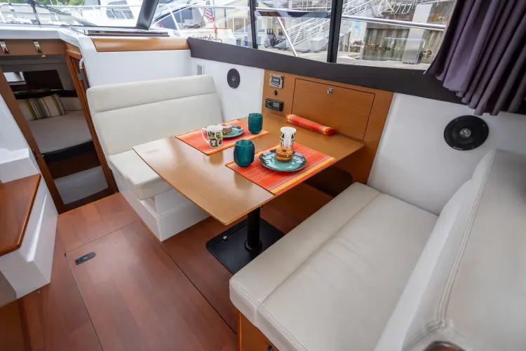 Myrt Yacht Photos Pics 