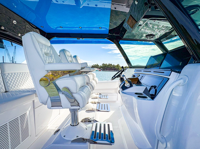 Dealer Demo Yacht Photos Pics 