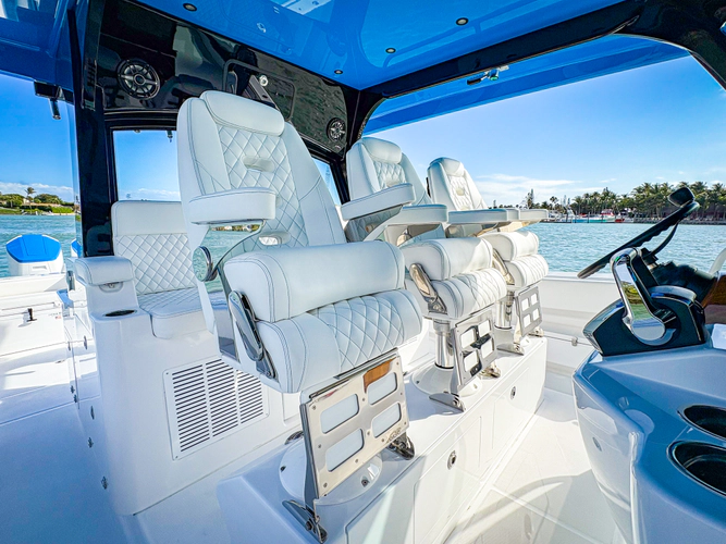 Dealer Demo Yacht Photos Pics 