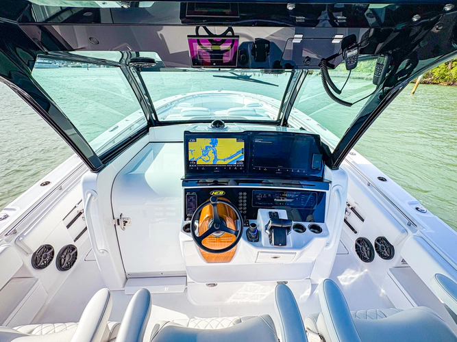 Dealer Demo Yacht Photos Pics 