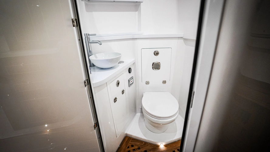 Dealer Demo Yacht Photos Pics 