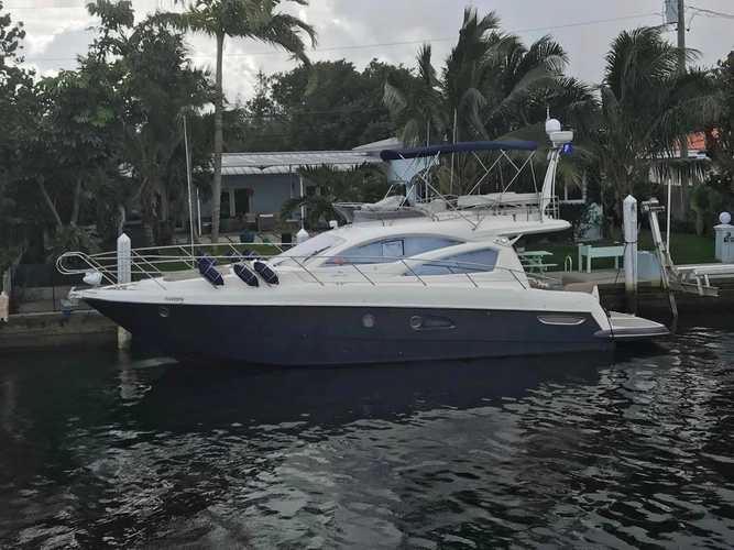 Family Affair Yacht Photos Pics 
