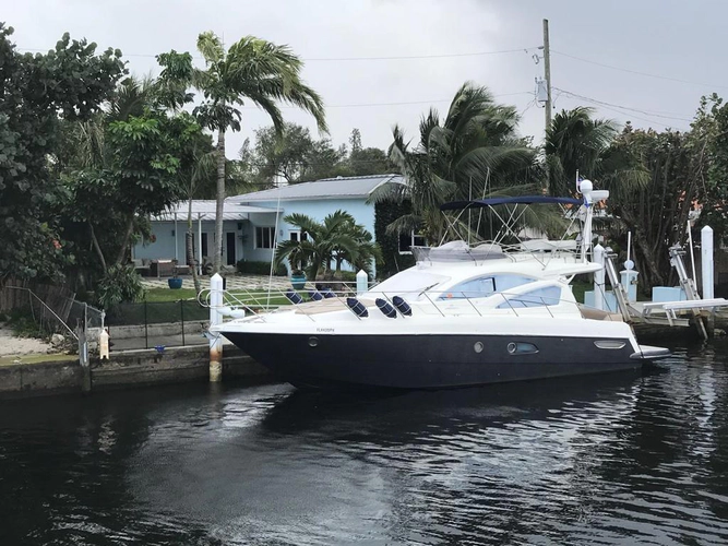 Family Affair Yacht Photos Pics 